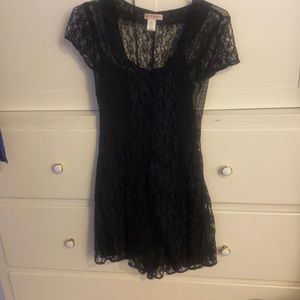Black Lace 2 piece dress size Small. Skaker skirt.